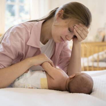¿Tu bebé no para de llorar? ¿Se estira y no duerme? ¡Tiene Cólicos del Lactante!